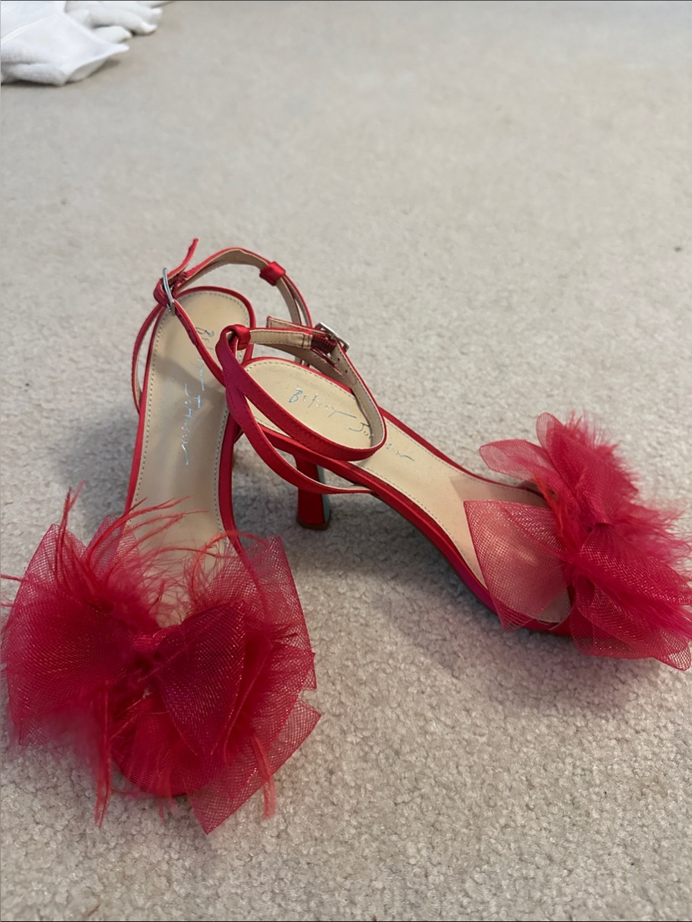 Hot Pink Tulle Bow & Feather Betsy Johnson Heels